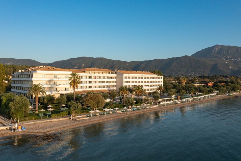Elea Beach 8