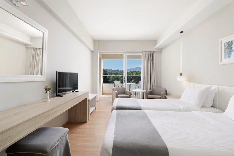 Elea Beach Hotel 10