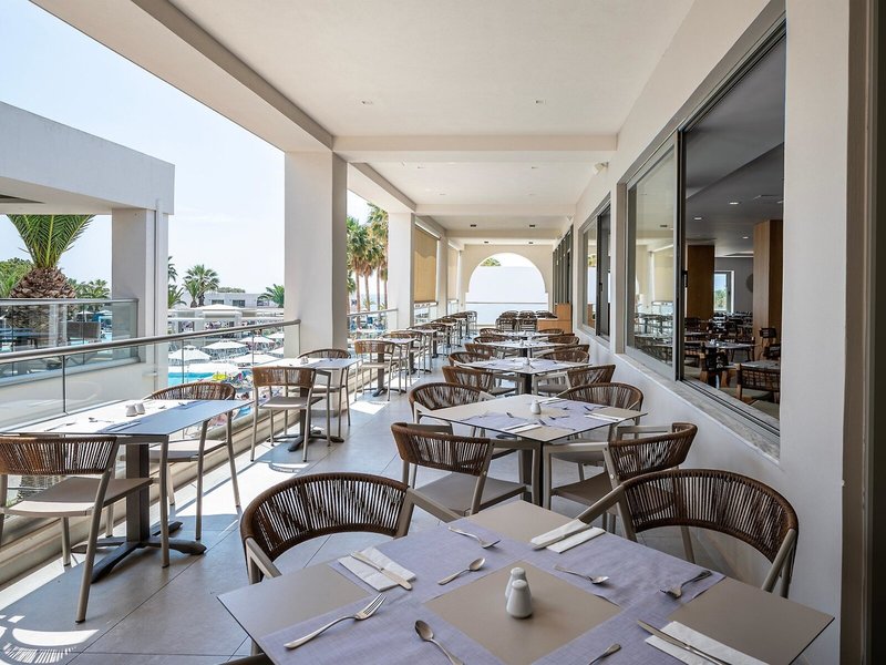 Porto Bello Beach 40