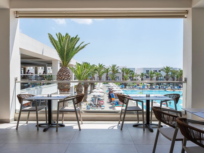 Porto Bello Beach 41