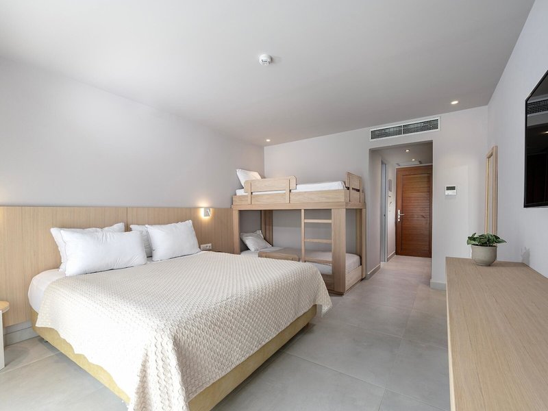 Porto Bello Beach 43