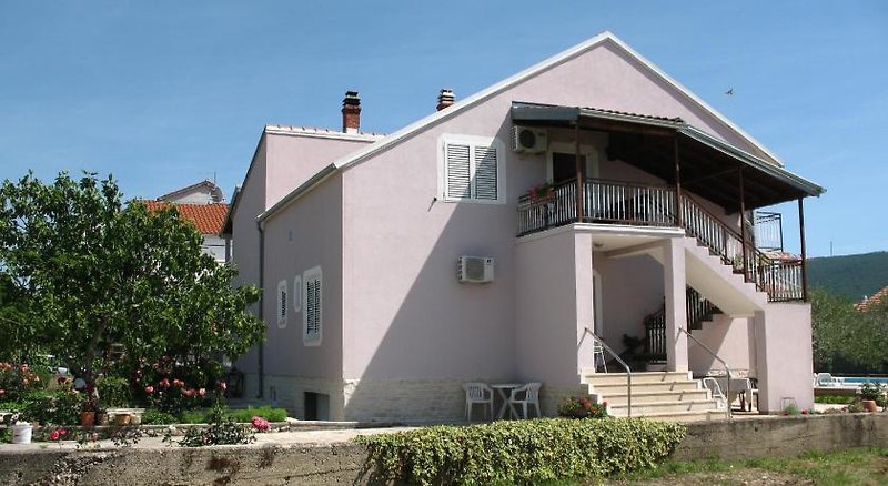 KrkaHaus 3 - Exterior