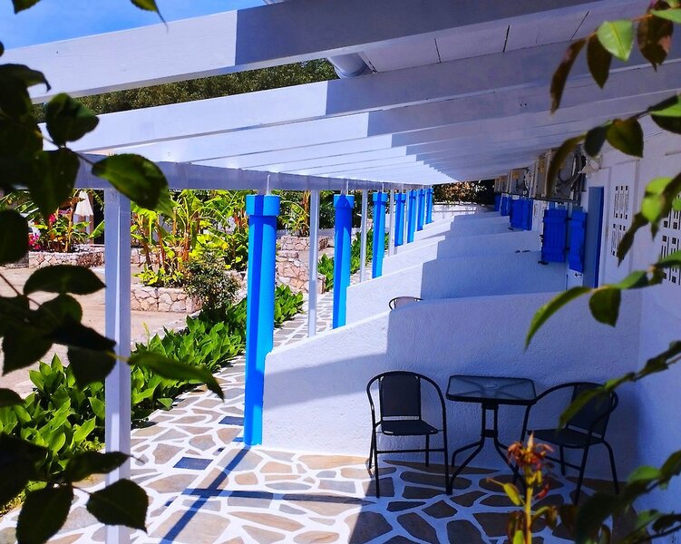 Spasmata Studios & Apartments 9