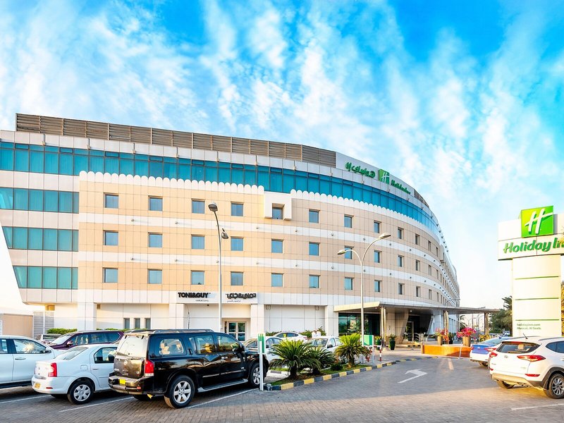 Holiday Inn Muscat Al Seeb 1
