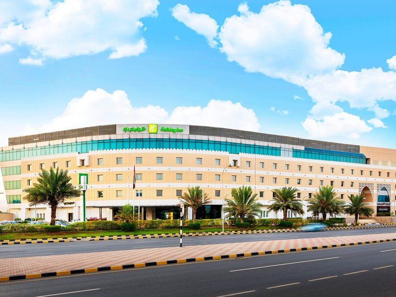Holiday Inn Muscat Al Seeb 5