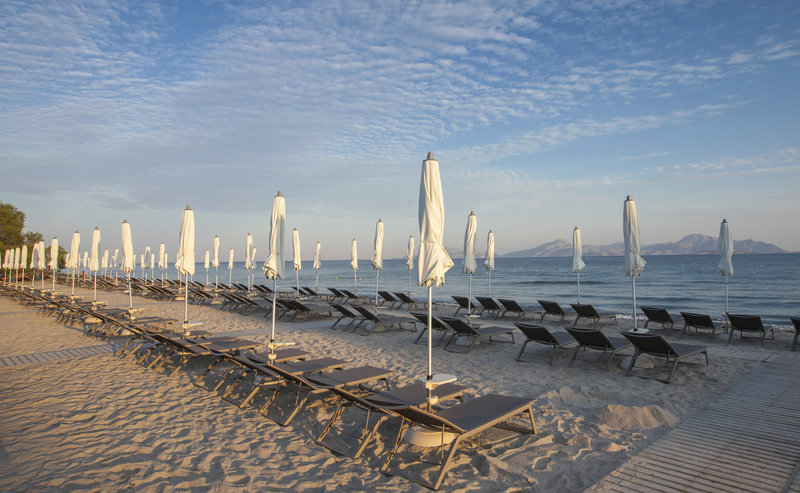 Caravia Beach 5