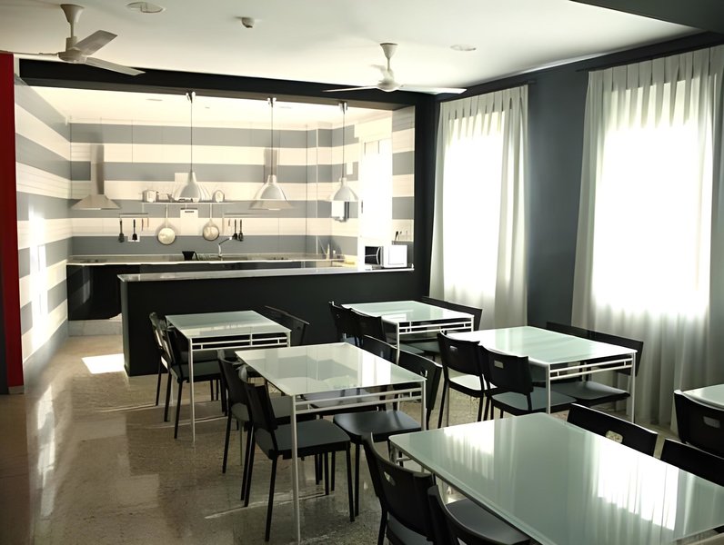 Quart Youth Hostel 1