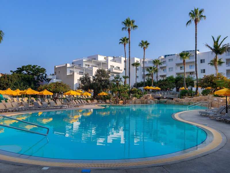 Mayfair Gardens Apartments 3
