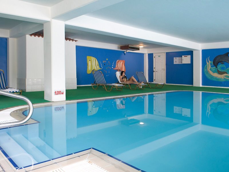 Mayfair Gardens Apartments 14