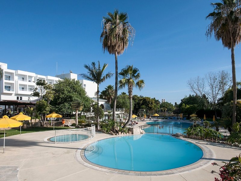 Mayfair Gardens Apartments 17