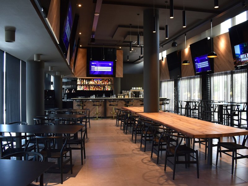 Mayfair Gardens Apartments 30