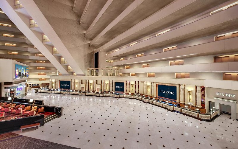 Luxor Hotel & Casino 5