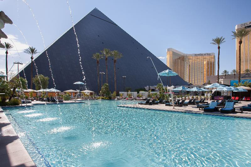 Luxor Hotel & Casino 1