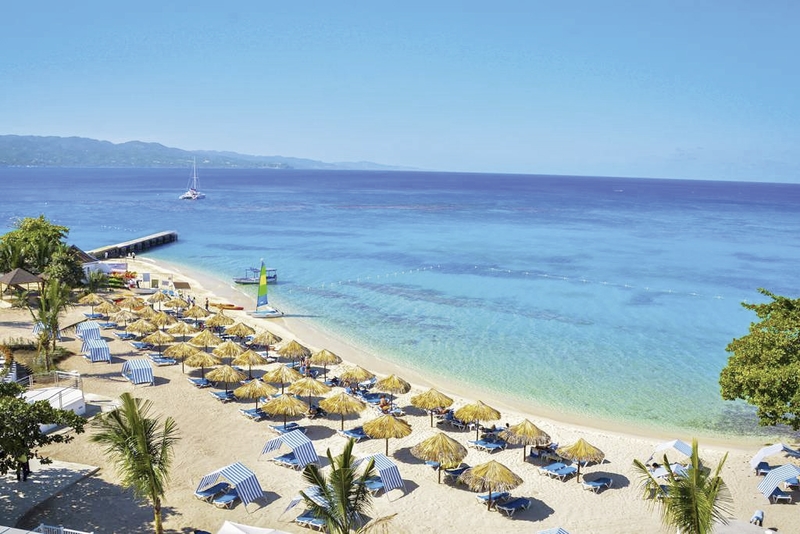 Grand Decameron Cornwall Beach, A Trademark All Inclusive 10