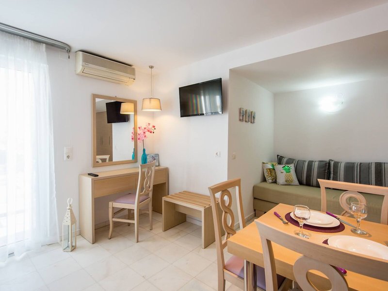 Dimamiel Malia Inn 12