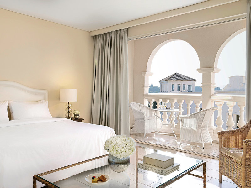 Grecotel Eva Palace 11