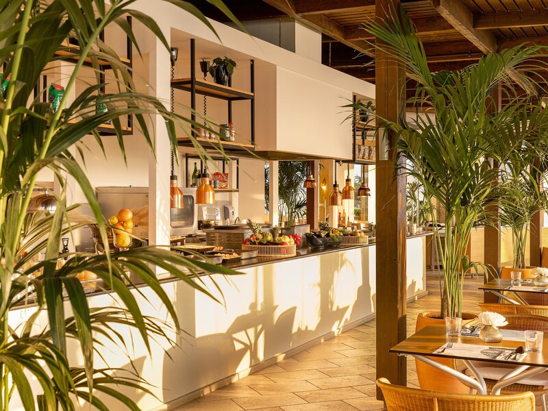 Grecotel Eva Palace 17