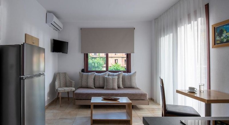 Jolandas House 5