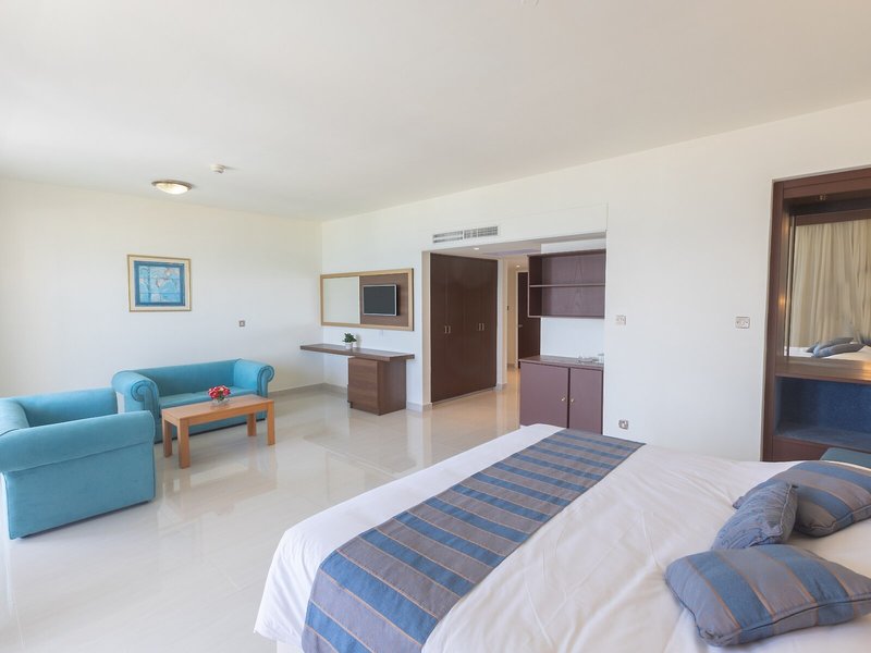 Iliada Beach 40