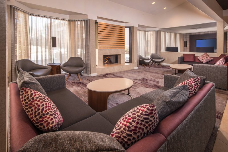 Courtyard Dulles Airport Chantilly 3 - Room Example