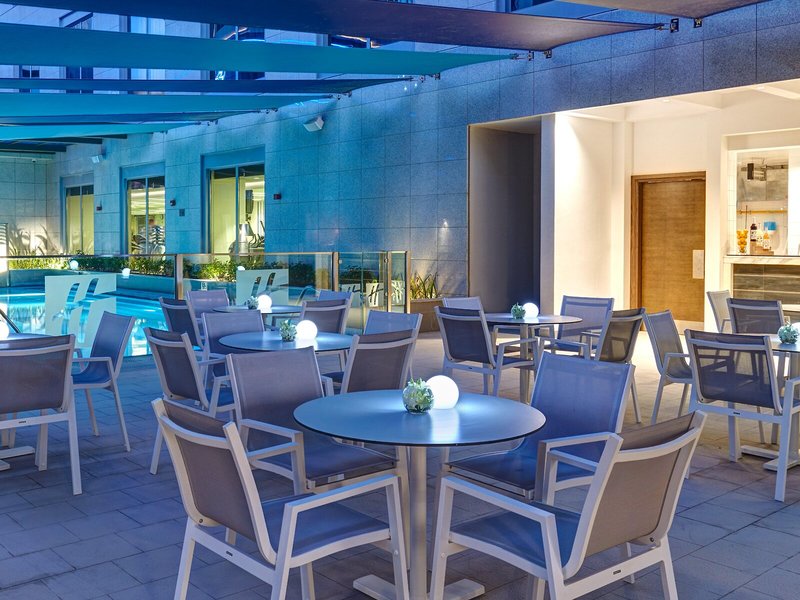 Holiday Inn Doha - The Business Park 1