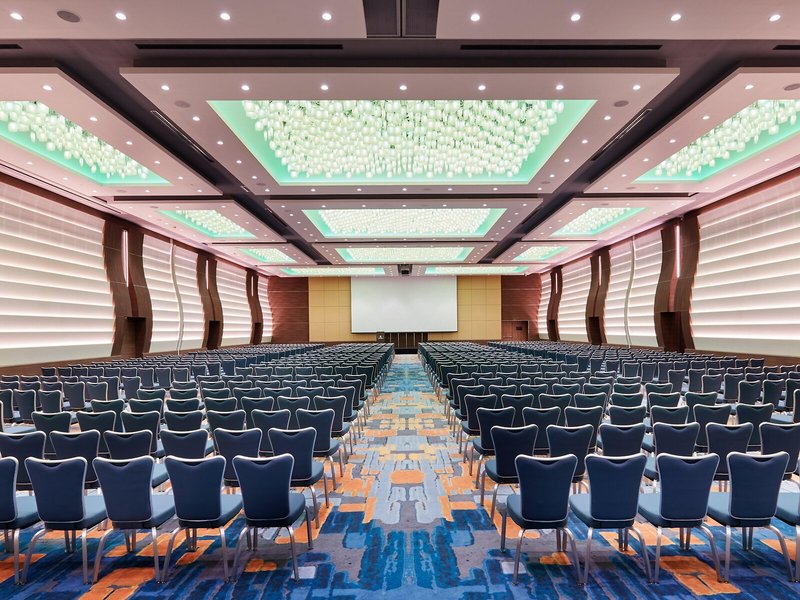 Holiday Inn Doha - The Business Park 17