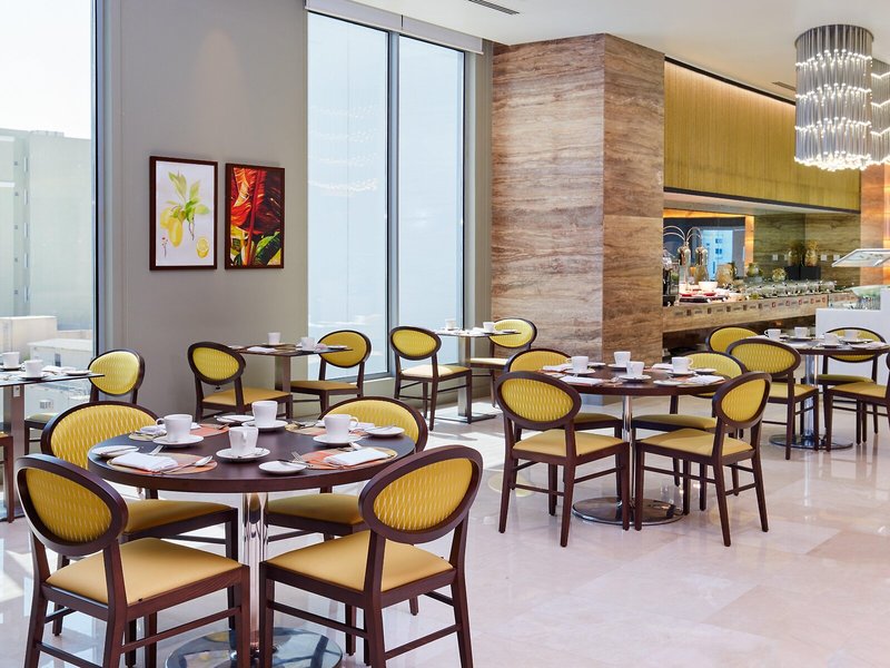 Holiday Inn Doha - The Business Park 24