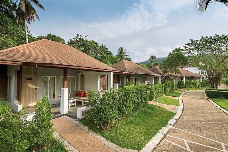 Lanta Sand Resort & Spa 9