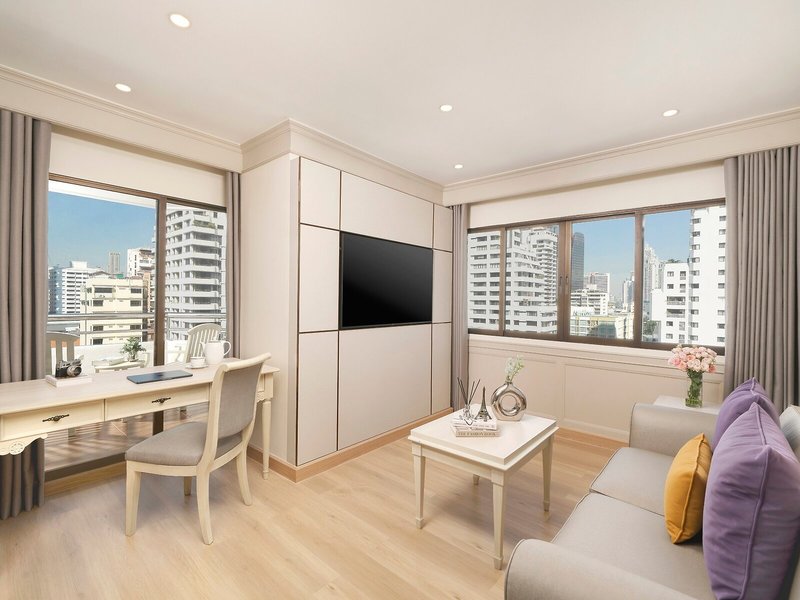 Centre Point Sukhumvit 10 16