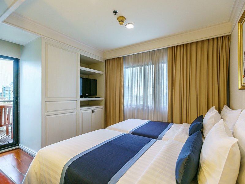 Centre Point Sukhumvit 10 27