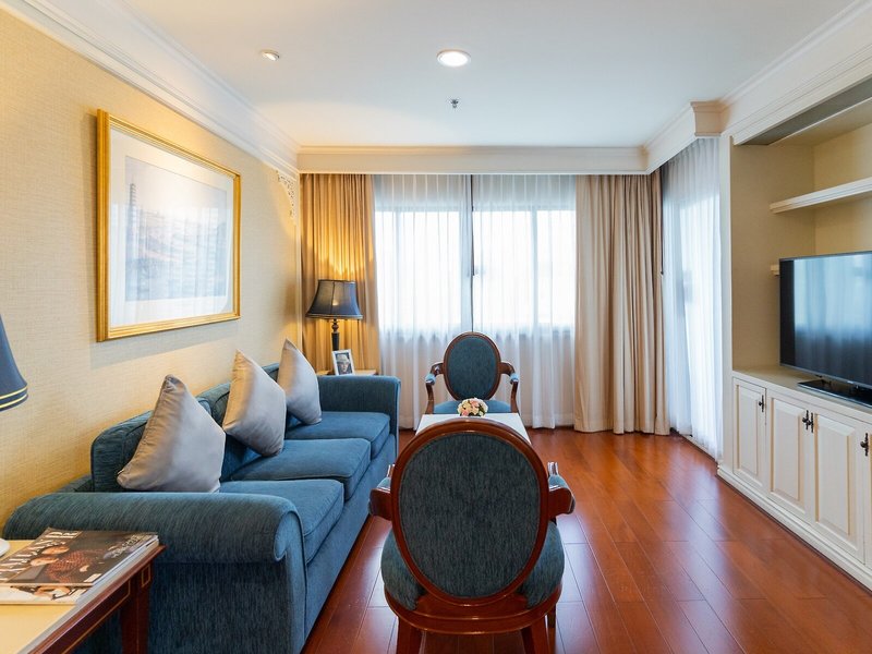 Centre Point Sukhumvit 10 30