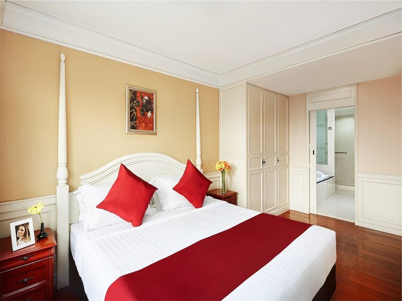 Centre Point Sukhumvit 10 35