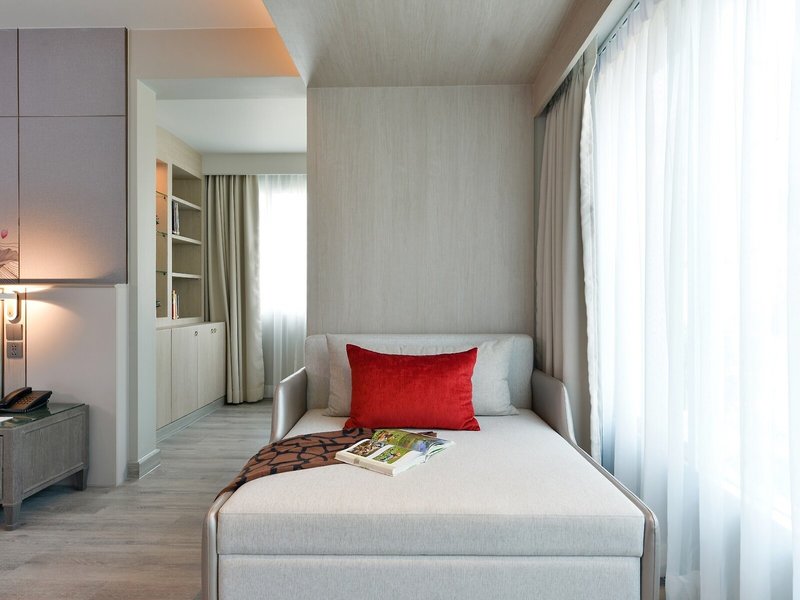 Centre Point Sukhumvit 10 38