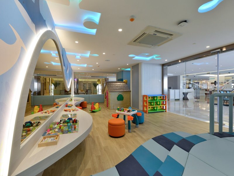 Centre Point Silom 28