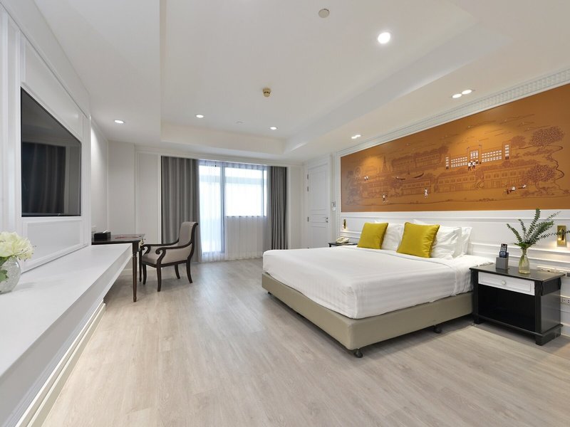 Centre Point Silom 33
