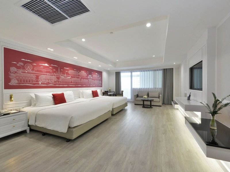 Centre Point Silom 37
