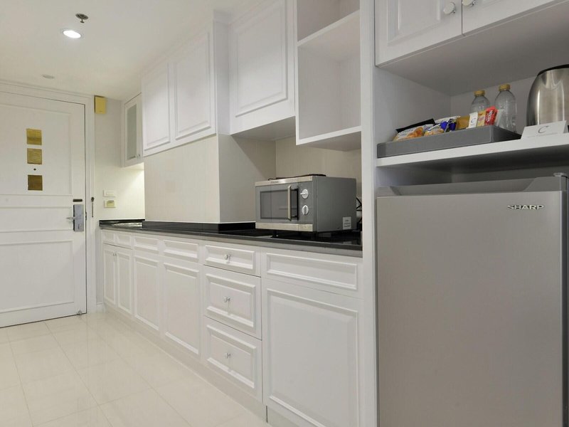 Centre Point Silom 44