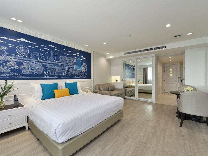 Centre Point Silom 49