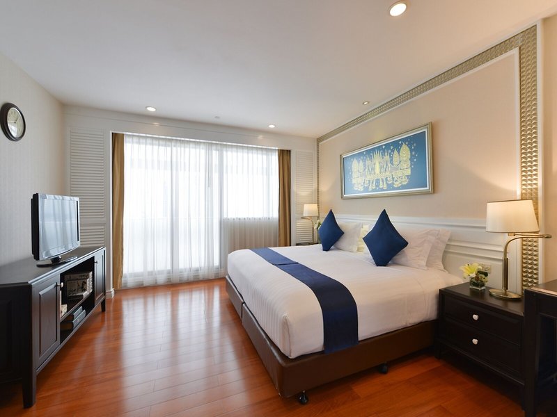 Centre Point Silom 50