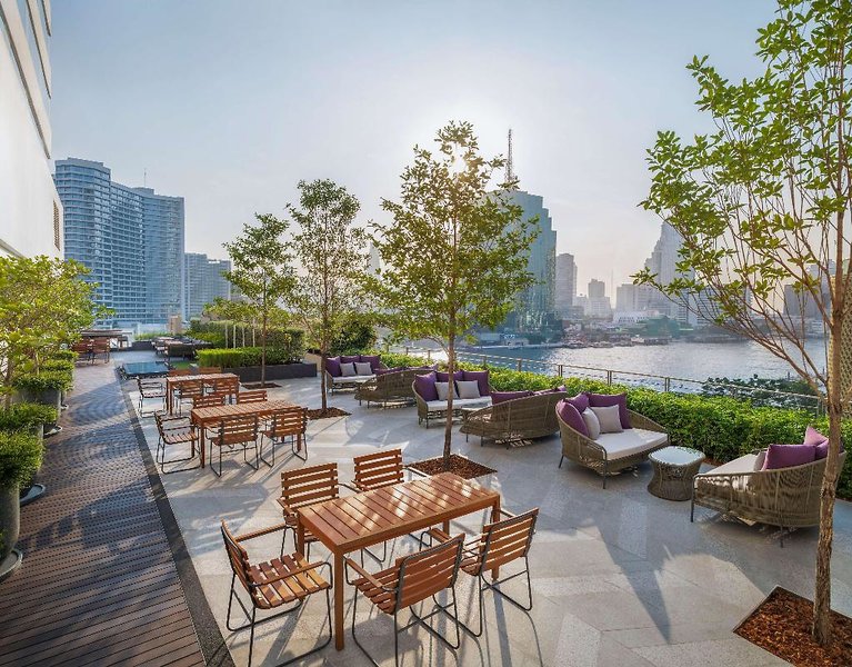 Millennium Hilton Bangkok 2