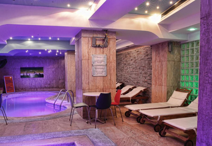 Orka Royal Hotel 4