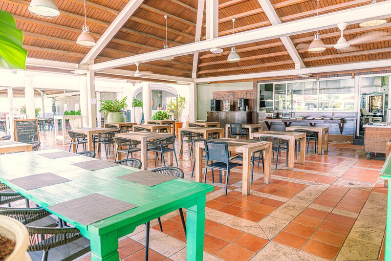 Livingstone Jan Thiel Resort 40