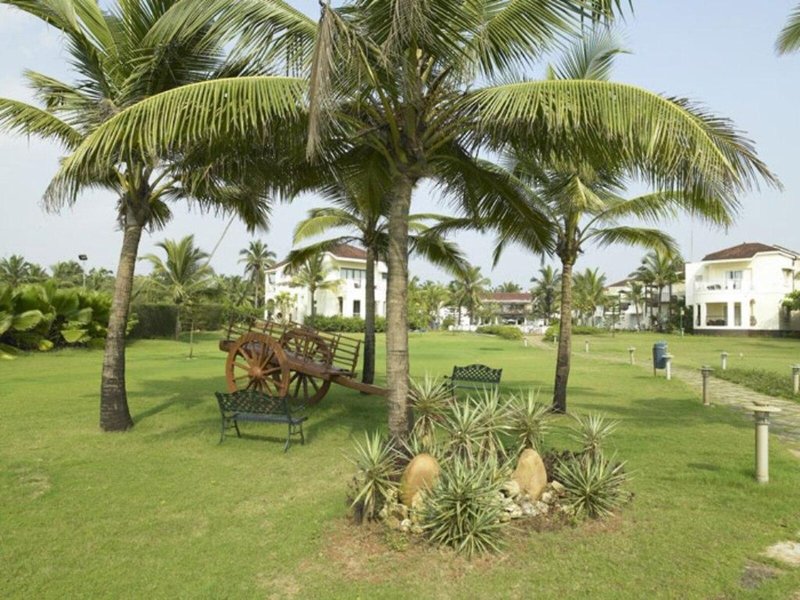Royal Orchid Beach Resort & Spa, Goa 3