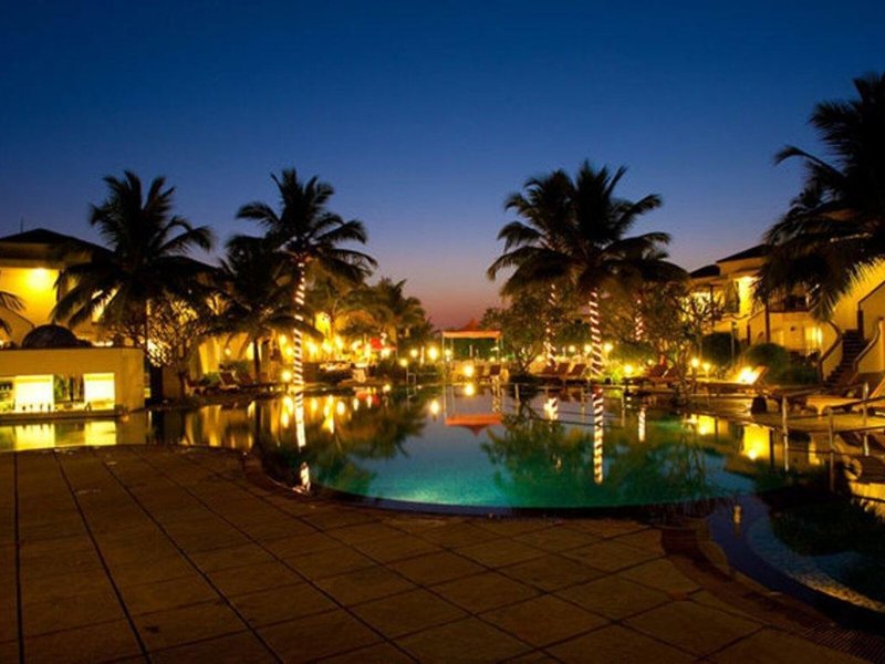 Royal Orchid Beach Resort & Spa, Goa 11