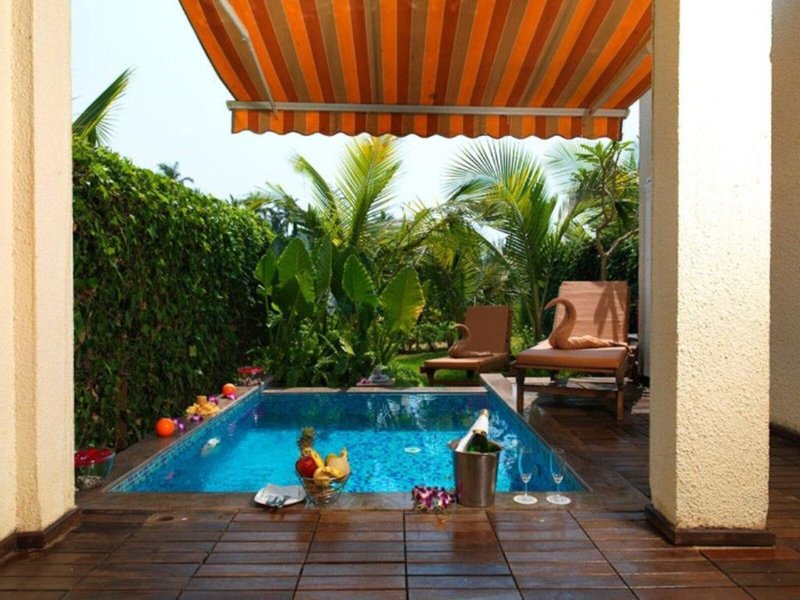 Royal Orchid Beach Resort & Spa, Goa 12