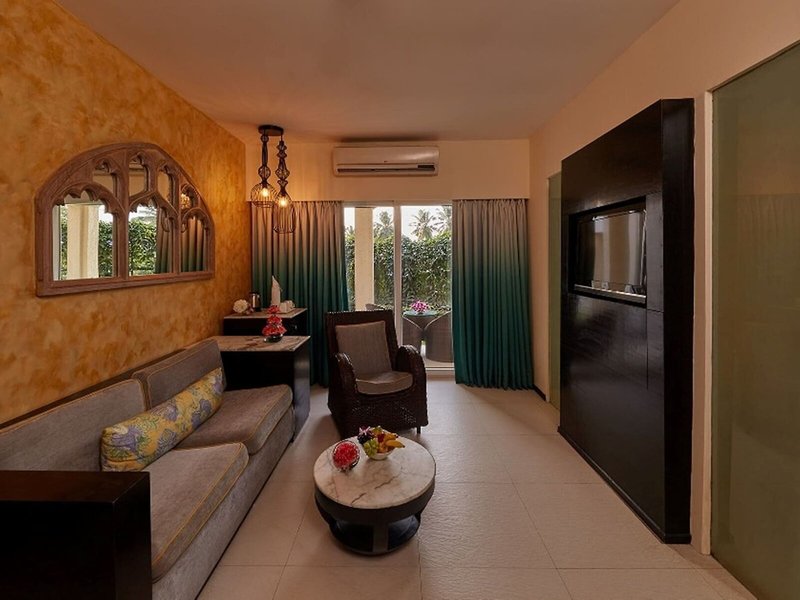 Royal Orchid Beach Resort & Spa, Goa 14