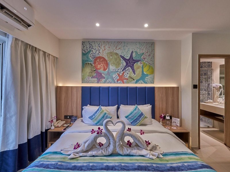 Royal Orchid Beach Resort & Spa, Goa 35
