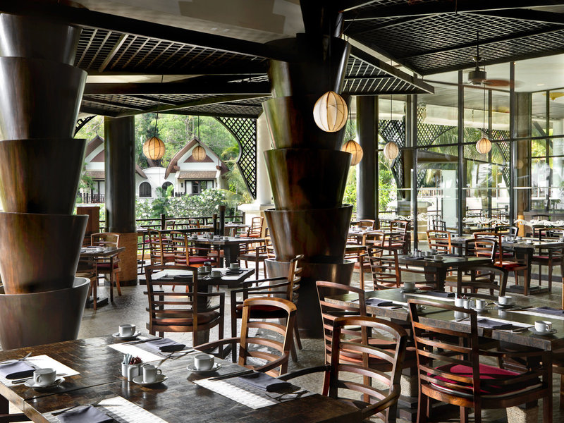 Rawi Warin Resort & Spa 27