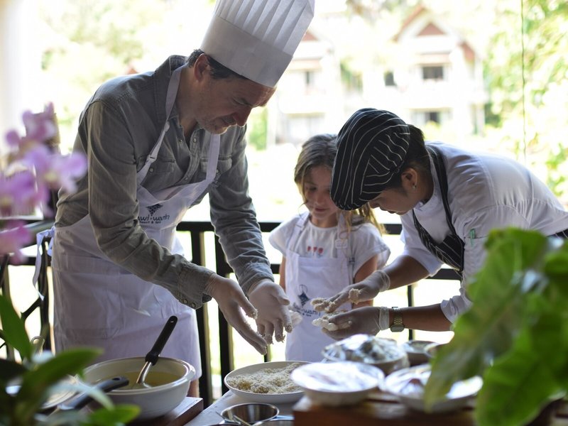 Rawi Warin Resort & Spa 45