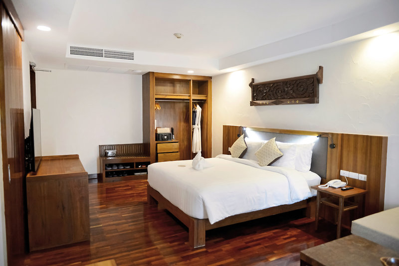 Rawi Warin Resort & Spa 9